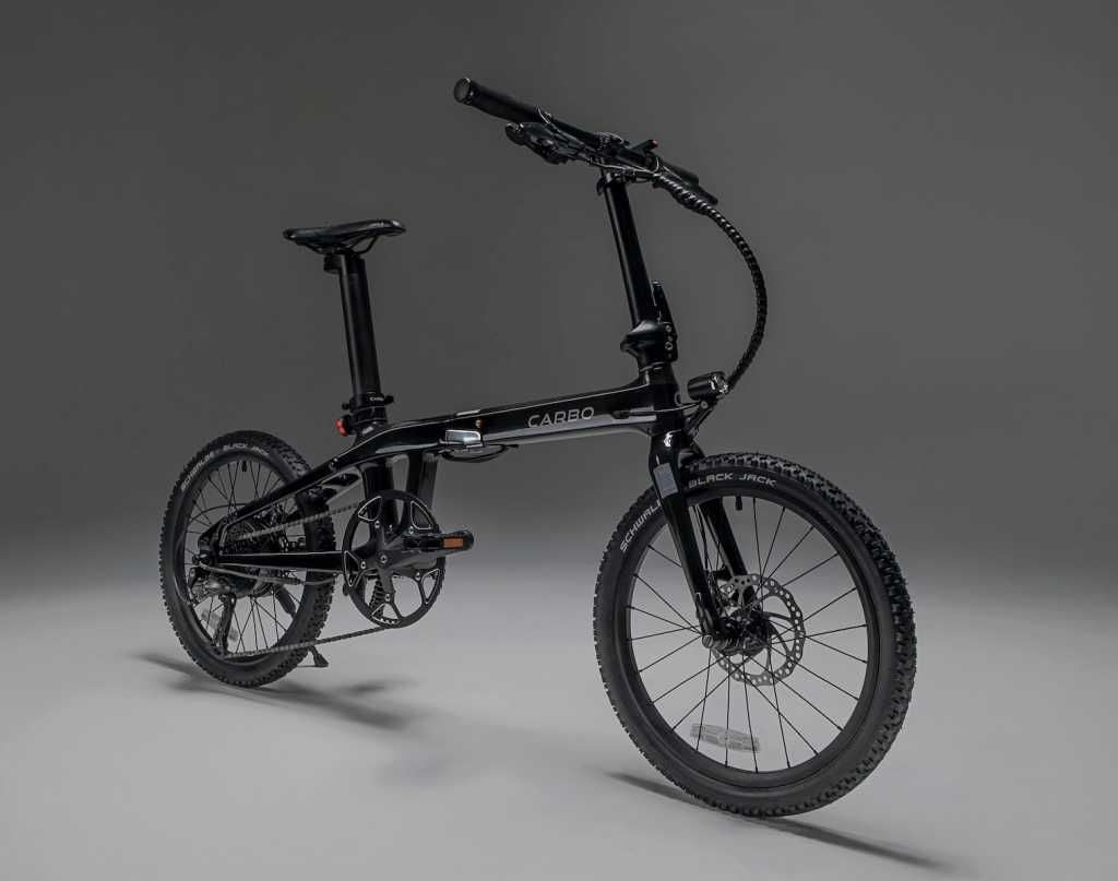 Carbo Model X. Fibra de carbono para una de las bicicletas eléctricas más ligeras del mercado