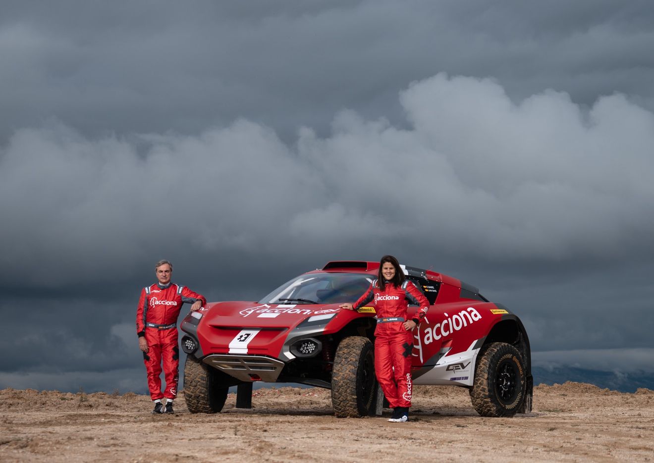 ACCIONA, Carlos Sainz y QEV Technologies se alían para participar en la competición de todoterrenos eléctricos Extreme E