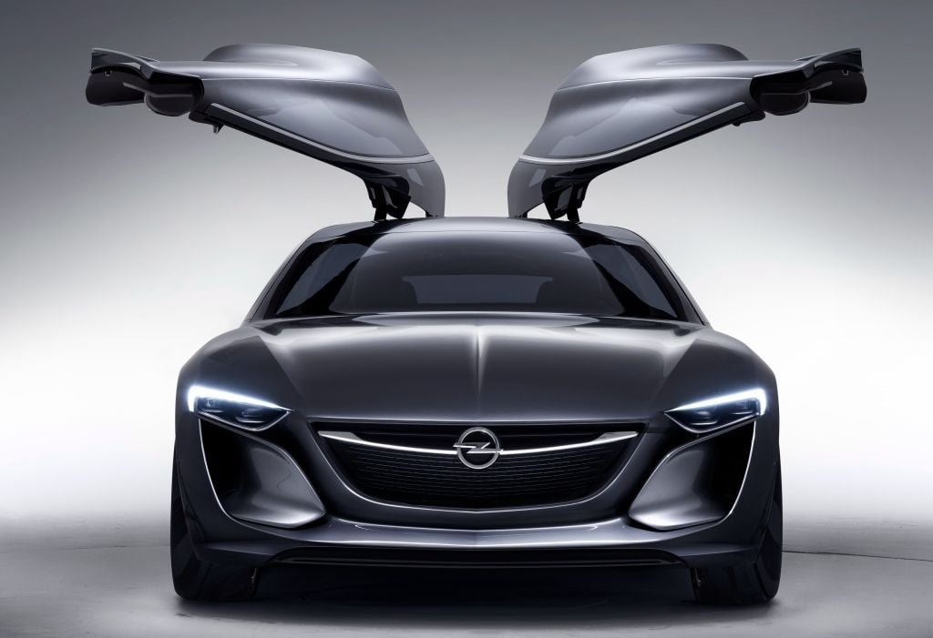 El mítico Opel Monza regresará por todo lo alto como un crossover deportivo y eléctrico