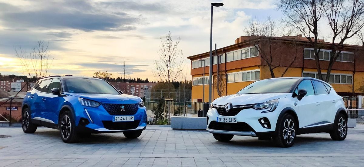 Prueba comparativa FCE: Peugeot e-2008 vs Renault Captur E-TECH Plug-in. ¿Qué opción es mejor, un eléctrico puro o un híbrido enchufable?