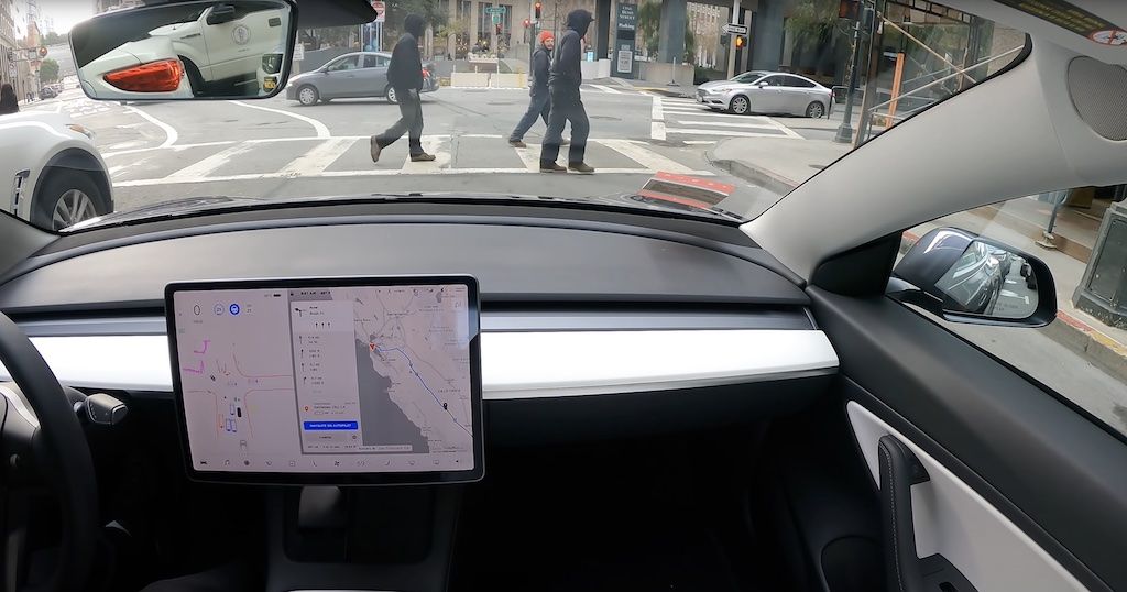 Un Tesla Model 3 viaja de San Francisco a Los Ángeles de forma totalmente autónoma (Vídeo 4K)