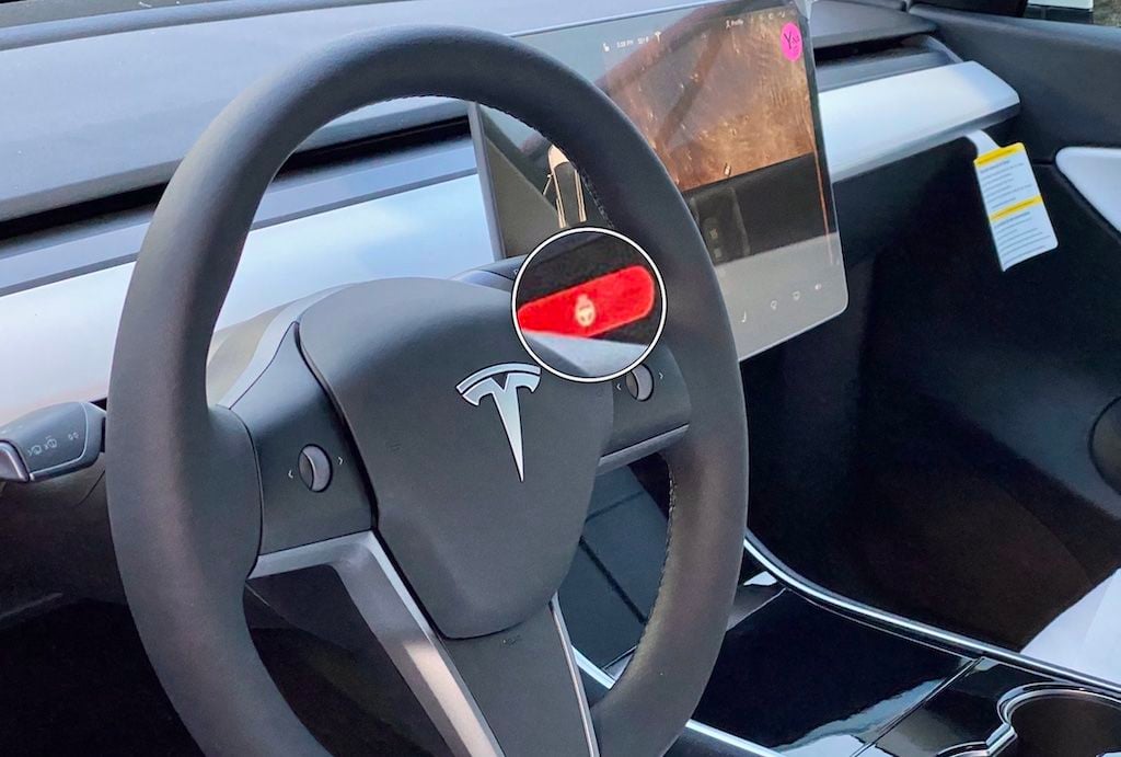 Finalmente llega el volante calefactable al Tesla Model Y