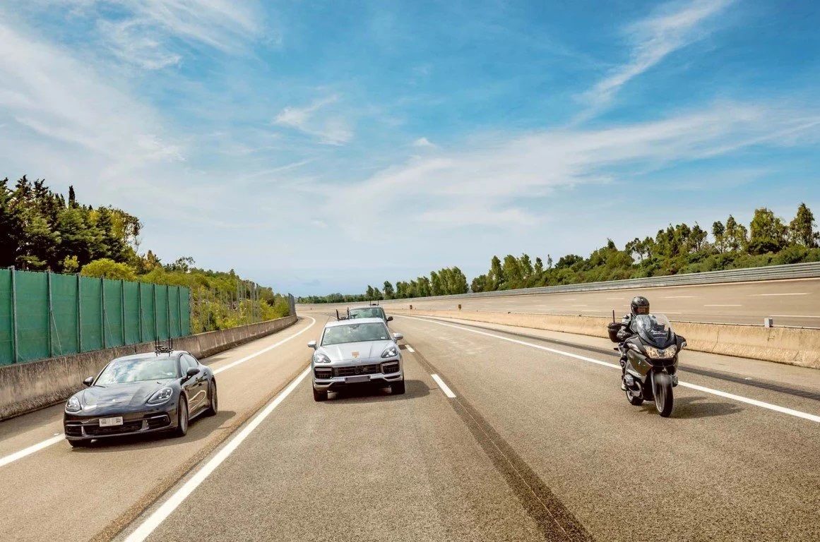 Porsche prueba sus sistemas de conducción autónoma de nivel 4 en el circuito de Nardò