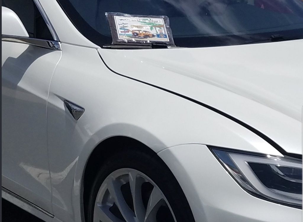 El nuevo Tesla Model S se deja ver con nuevas cámaras laterales de gran tamaño (Fotos)