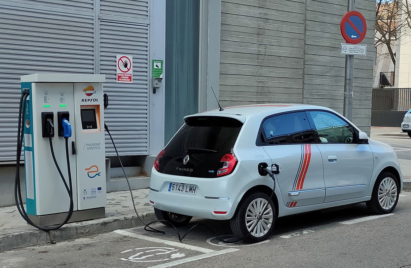 ¿Coches para ricos? Renault lanzará en Francia un renting del Twingo eléctrico por 40 euros al mes