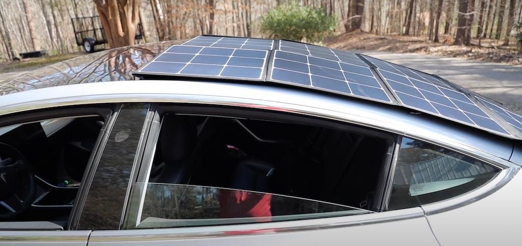 ¿Un Tesla Model 3 alimentado por energía solar? Un propietario demuestra que es posible (vídeo)