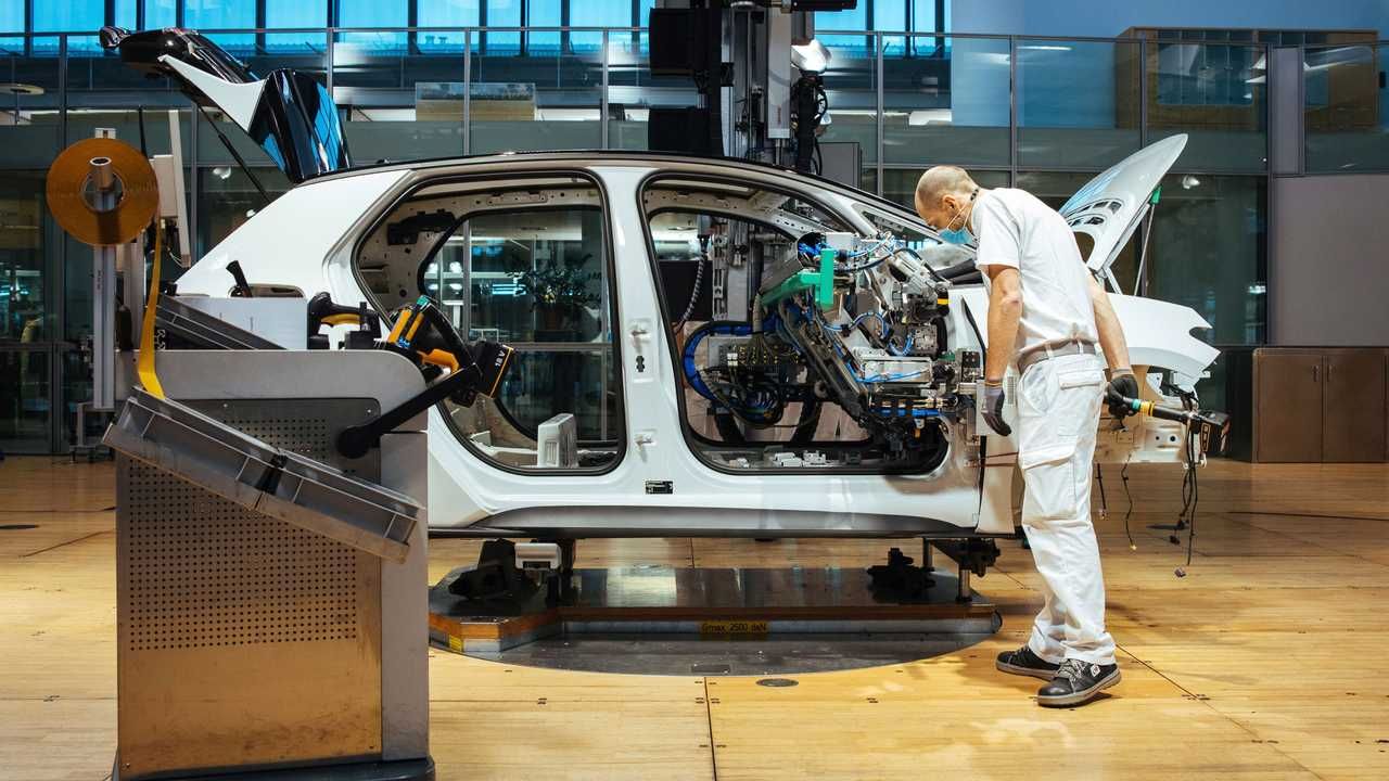 Volkswagen confirma que con la Euro7, será más barato fabricar coches eléctricos