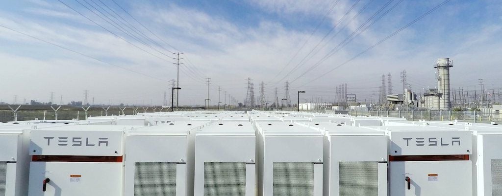 Tesla instalará más de 100 MW en baterías de almacenamiento en Israel