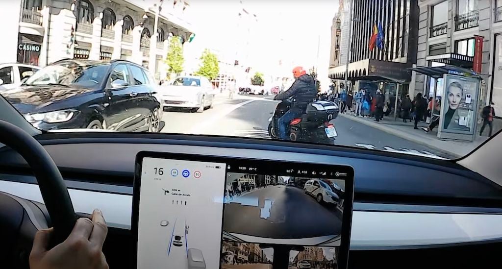 Tesla volverá a instalar el radar para Autopilot en sus coches en 2023