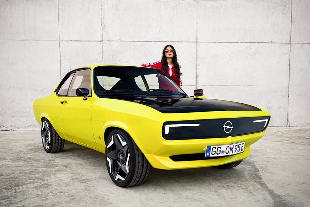 Opel Manta GSe ElektroMOD: la firma del rayo imagina un futuro en el que los coches clásicos también serán eléctricos