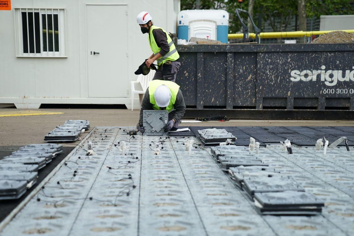 Barcelona probará un "pavimento solar" capaz de generar la energía eléctrica equivalente al consumo de 3 hogares