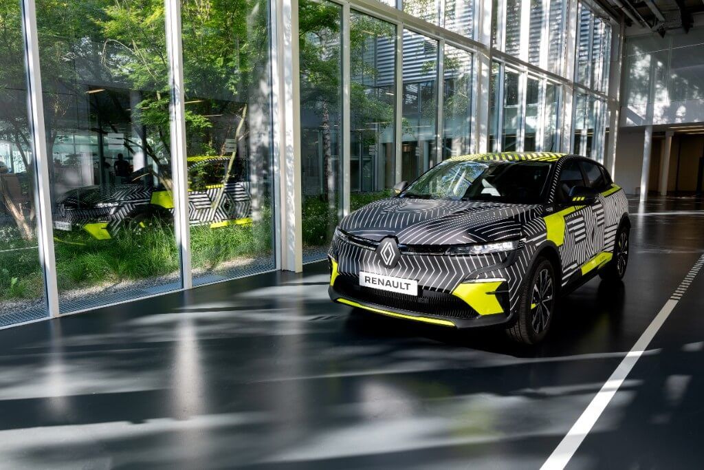 El Renault Megane eléctrico tendrá una batería de 90 kWh que le permitirá superar los 600 kilómetros de autonomía