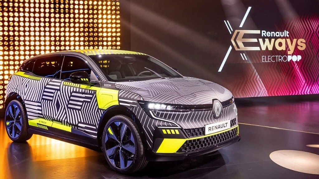 Renault presenta su estrategia para hacer el coche eléctrico asequible: renuncia a las baterías LFP y apuesta por las plataformas comunes