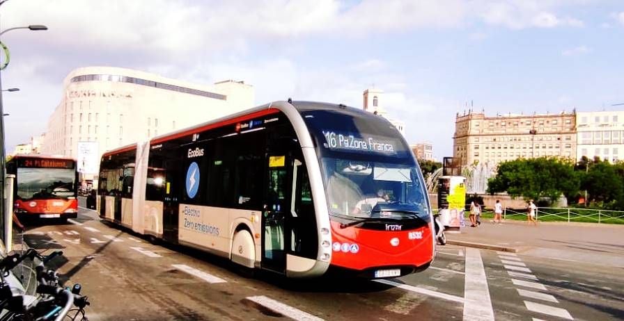 Irizar se hace con un mega contrato con París para entregar 113 autobuses eléctricos