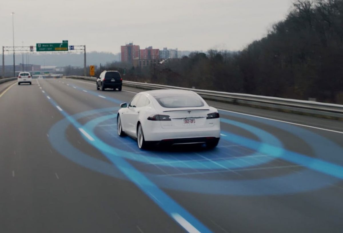 Tesla Model S autopilot 