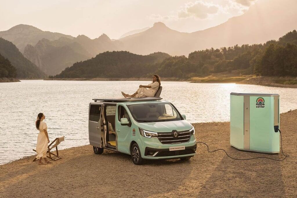 Renault Trafic Hippie Caviar Hotel: una lujosa furgoneta camper 100% eléctrica