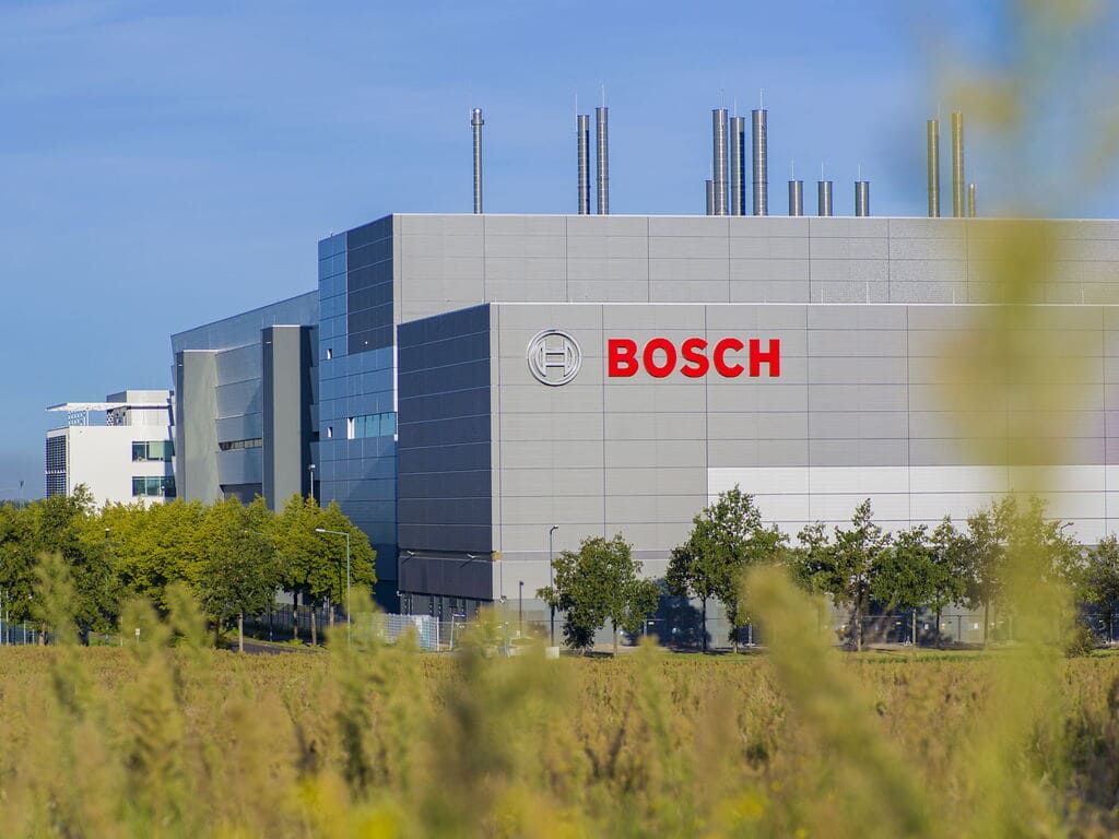 Bosch urge al sector automovilístico a cooperar para lograr la autonomía en la fabricación de semiconductores