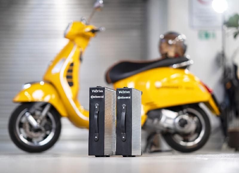 Continental y Varta trabajan en una batería extraíble y ligera para motos eléctricas