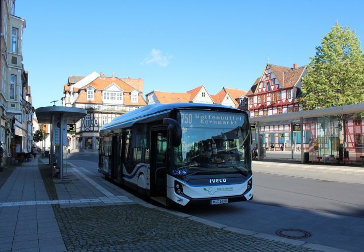 El autobús eléctrico Iveco Bus E-WAY logra una autonomía en condiciones reales de 543 kilómetros con una sola carga