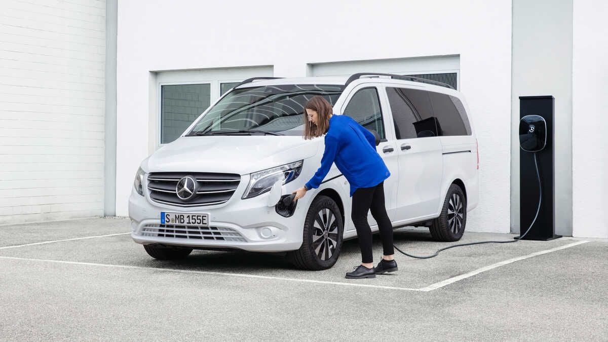 Mercedes-Benz eVito Tourer y EQV, ahora con versión de 60 kWh y precio más bajo