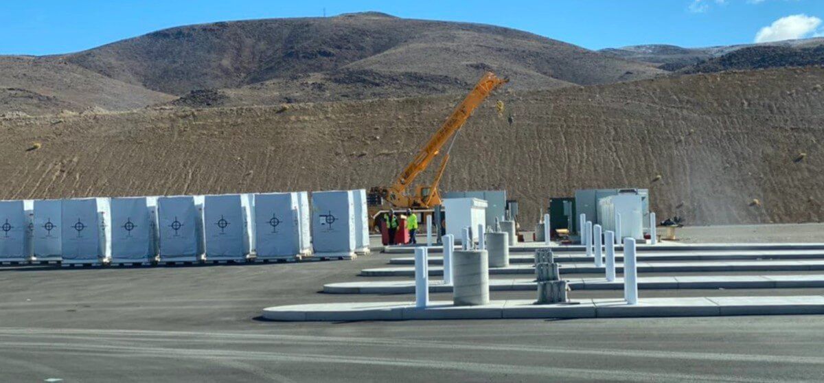 Tesla comienza a construir el primer Megacargador para el camión eléctrico Semi