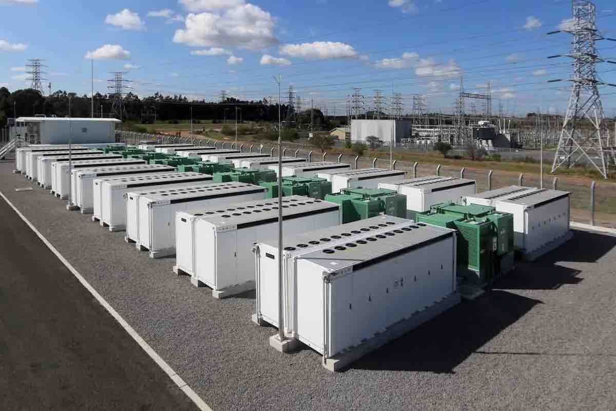 Esta batería de 50MW/75MWh trabajará como una "máquina virtual" para reducir la dependencia de las plantas de gas y carbón