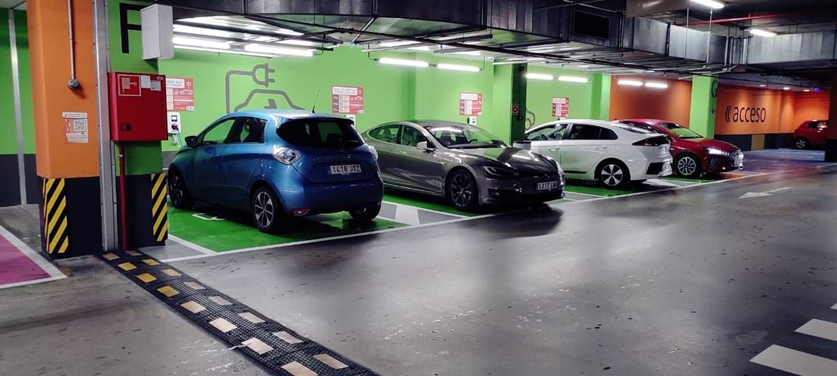 Chollos a la vista: Un Renault ZOE por 9.900 euros, un Nissan LEAF por 7.990 euros...