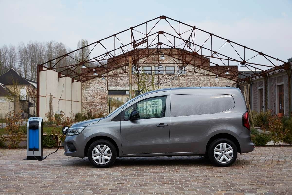 Nueva Renault Kangoo Furgón eléctrica, con 45 kWh y 300 km de autonomía