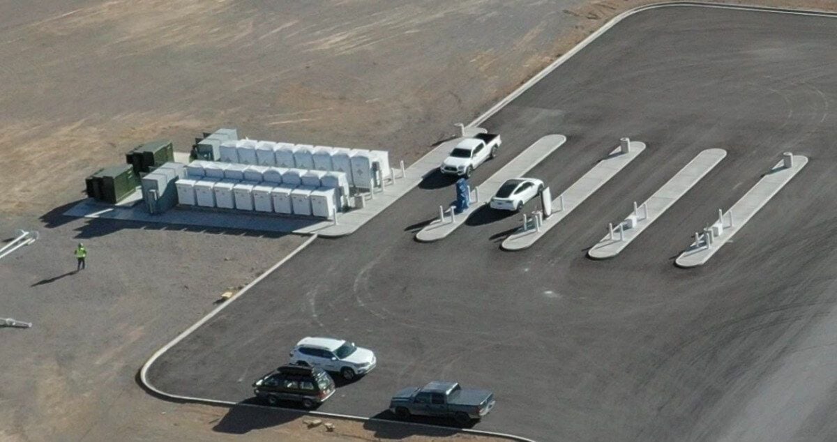 Nueva imagen del primer Megacargador de Tesla, una estación ultra-rápida para camiones eléctricos