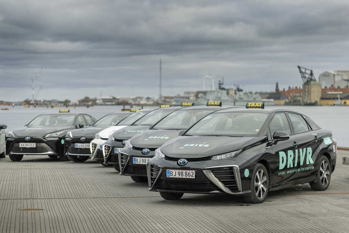 Un centenar de Toyota Mirai a hidrógeno trabajarán como taxis en Copenhague