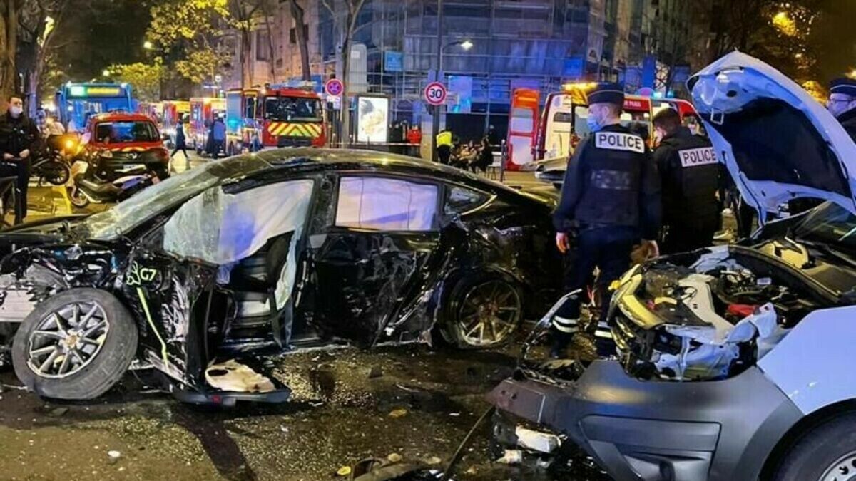 El accidente de un taxi Tesla Model 3 en París no fue por fallo técnico