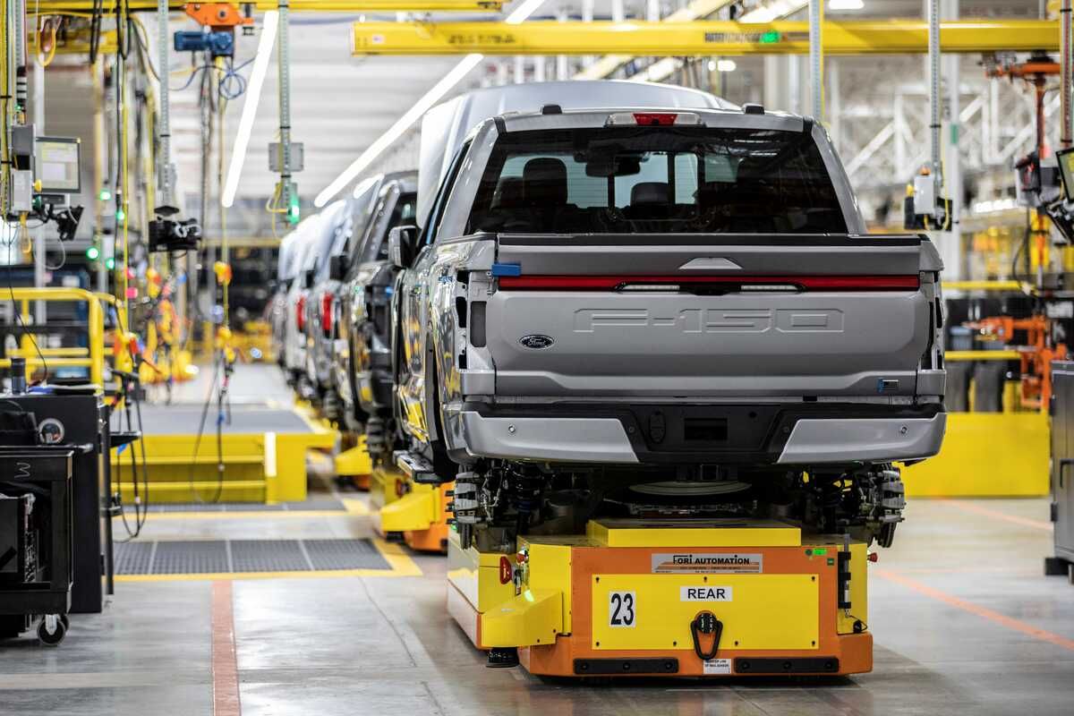 Ford se asegura el abastecimiento y explica sus planes para fabricar 600.000 coches eléctricos en 2023 y 2 millones en 2026