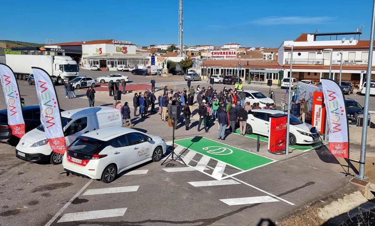 La Diputación de Badajoz pone en marcha su red de puntos de recarga para coches eléctricos