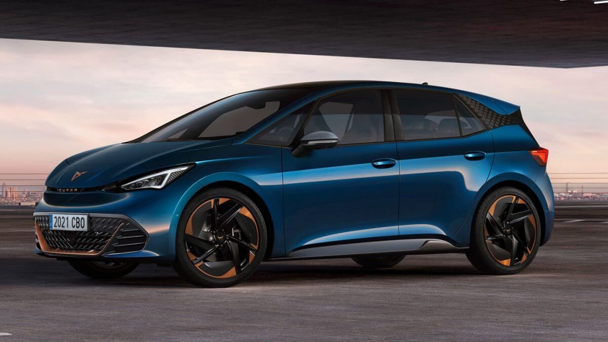 El CUPRA Born ya está disponible con la batería de 77 kWh y 548 kilómetros de autonomía en Alemania