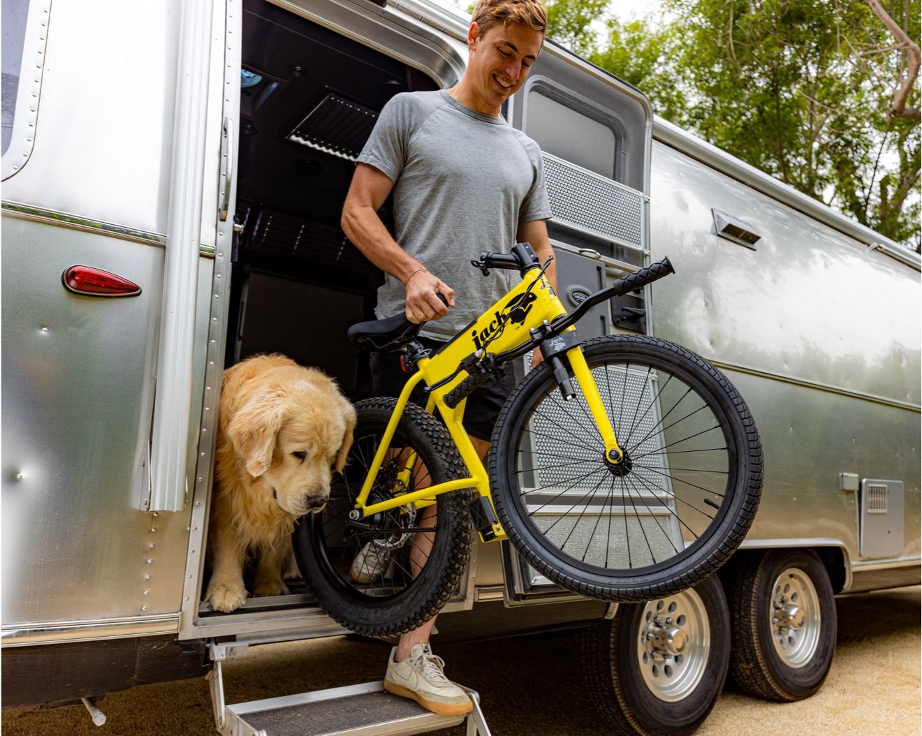 JackRabbit es una mini bicicleta eléctrica de rueda grande ya a la venta