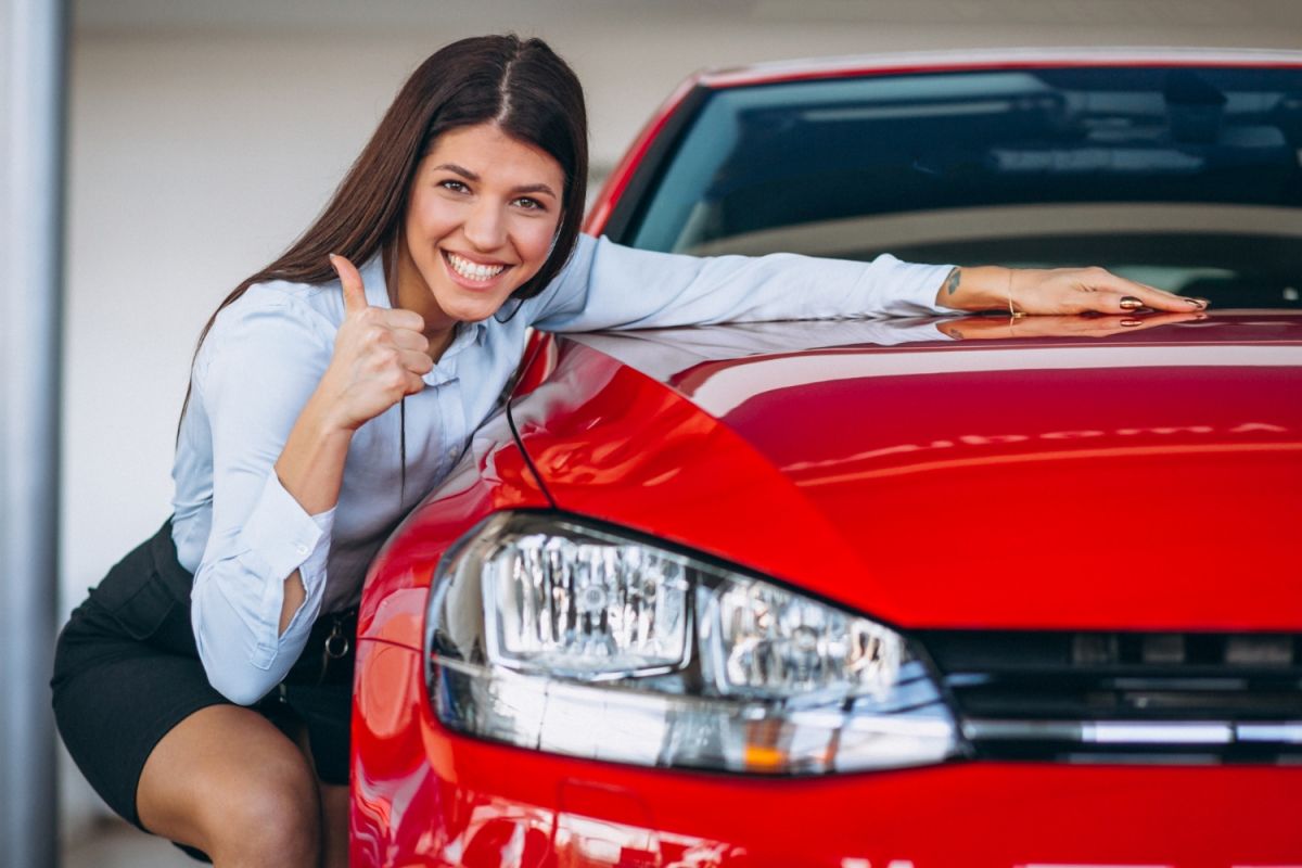 Cambiar coche de nombre: cómo hacerlo fácil y cuánto cuesta