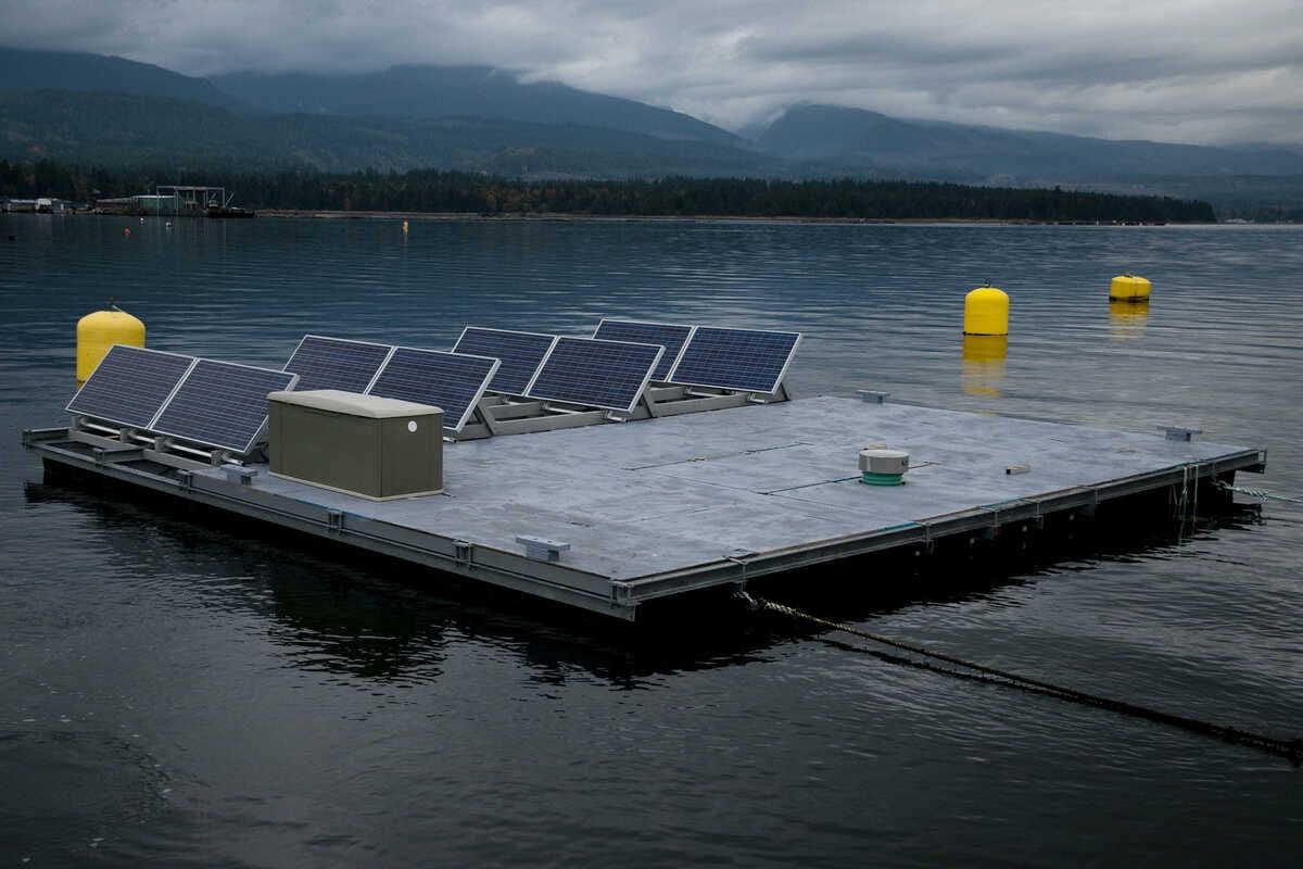 El Gobierno autoriza la producción de energía fotovoltaica en instalaciones flotantes