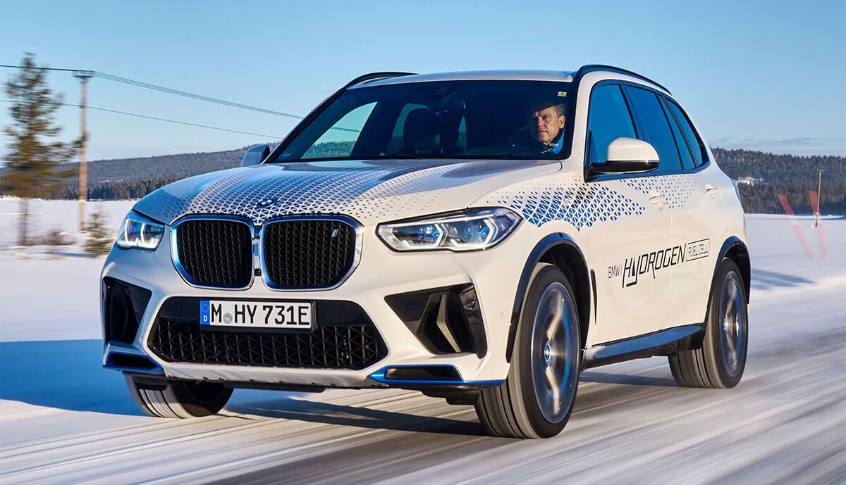 BMW comienza a fabricar el iX5 Hydrogen con pila de combustible de hidrógeno