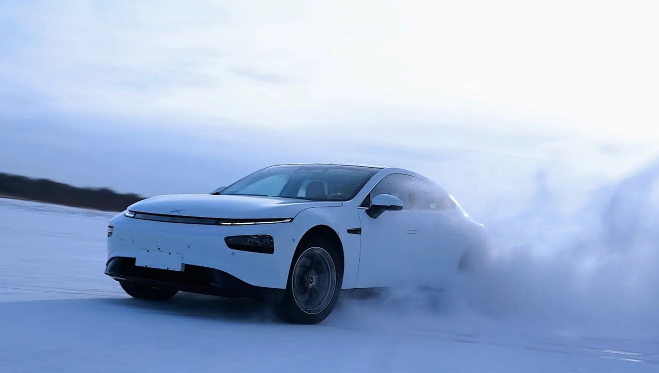 ¿Cuáles son los coches eléctricos que más y menos autonomía pierden en invierno?