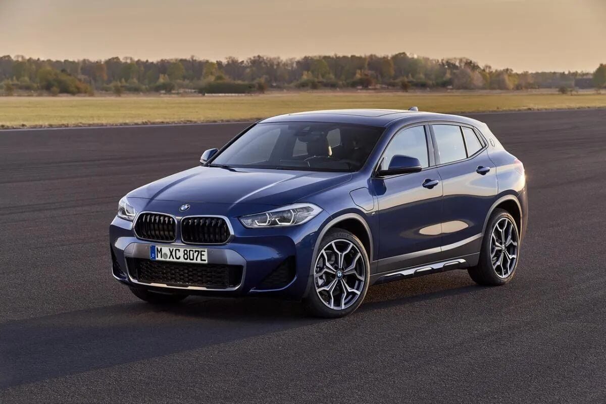 BMW iX2: la marca estudia el lanzamiento de un hermano más deportivo para el iX1