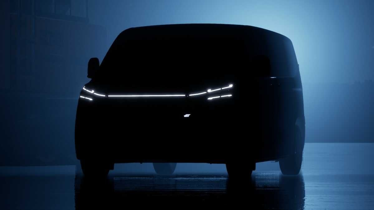 Un anticipo del Ford Tourneo Custom eléctrico antes de su desvelo en mayo