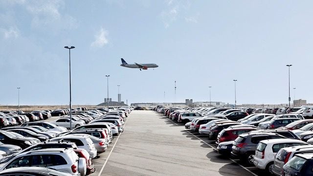 El aeropuerto de Madrid-Barajas tiene 8 puntos de recarga. El de Copenhague instalará 1.350