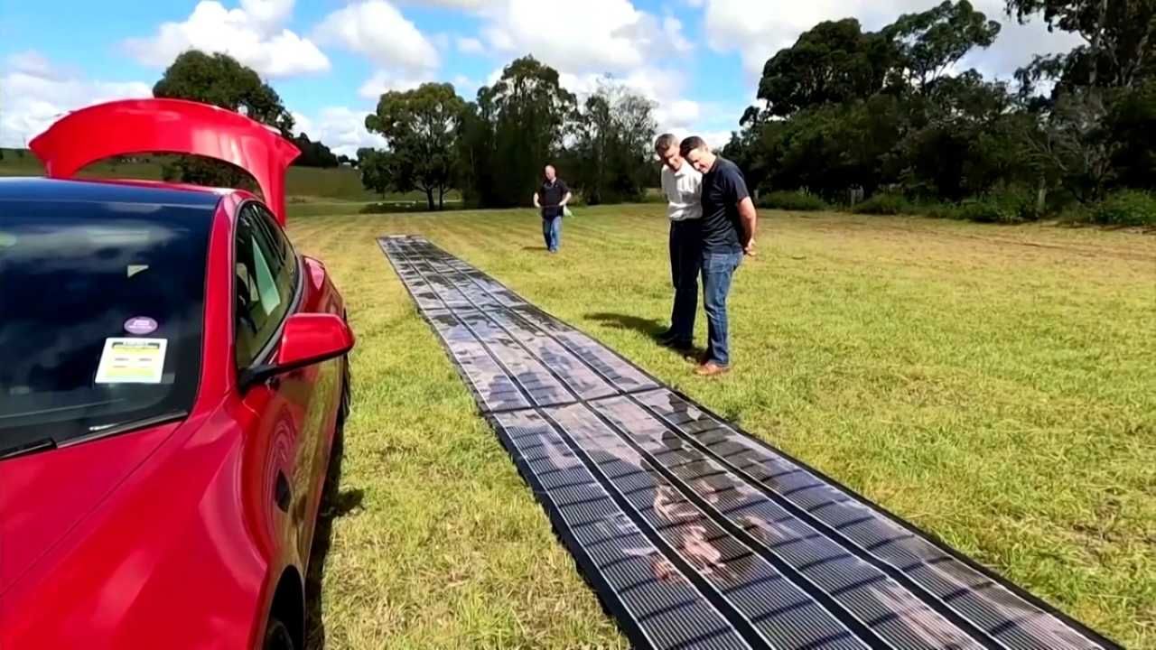 Estos científicos australianos planean un viaje de 15.000 km en un Tesla usando básicamente energía solar