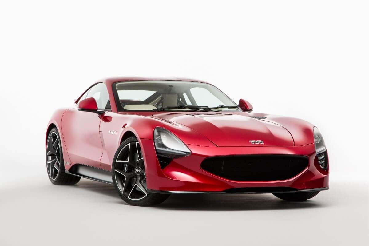 TVR se convierte en socio de la Fórmula E; lanzará su primer coche eléctrico en 2024