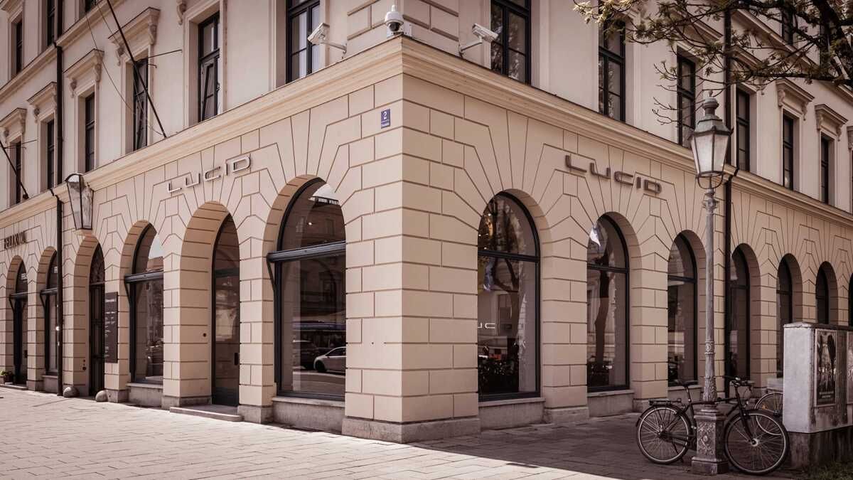 Lucid Motors abre su primer establecimiento en Europa esta semana y anuncia precios