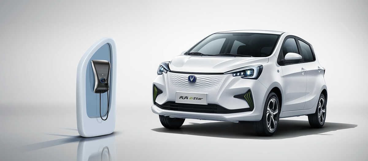 Los coches eléctricos chinos de bajo coste empiezan a sufrir el alza de precios de los materiales