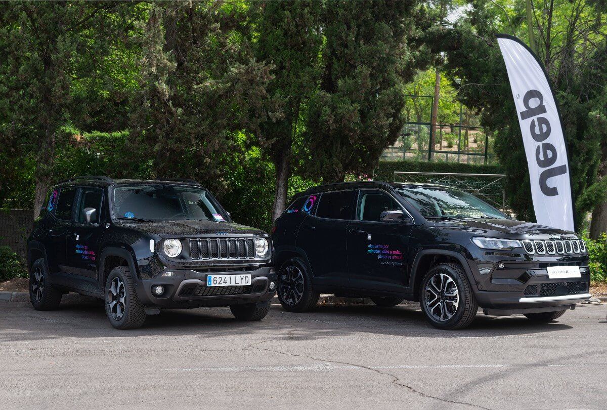 Free2move añade 150 Jeep Renegade y Compass híbridos enchufables a su flota de Madrid