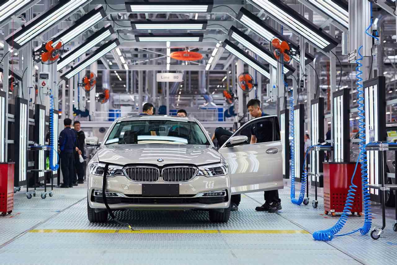 BMW amplía una tercera fábrica en China centrada en los nuevos coches eléctricos