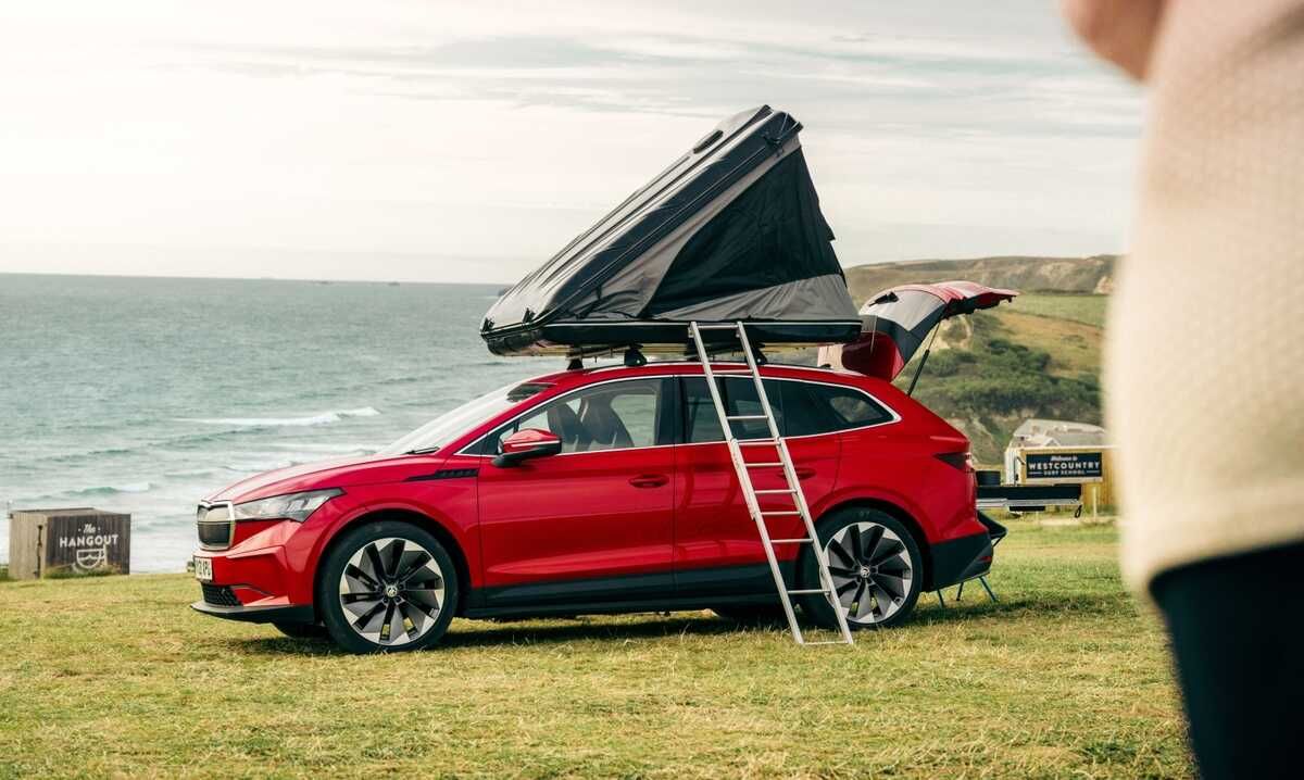 El Skoda Enyaq iV FestEVal es un compacto vehículo camper para cuatro personas