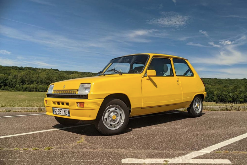 Este Renault R5 ha regresado a la vida gracias aun asequible kit de conversión eléctrico